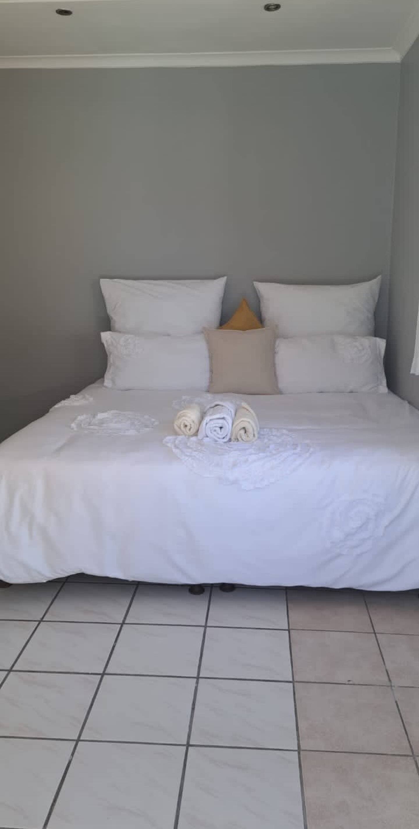 Cape Town 2 bedroom at Adilo Villa