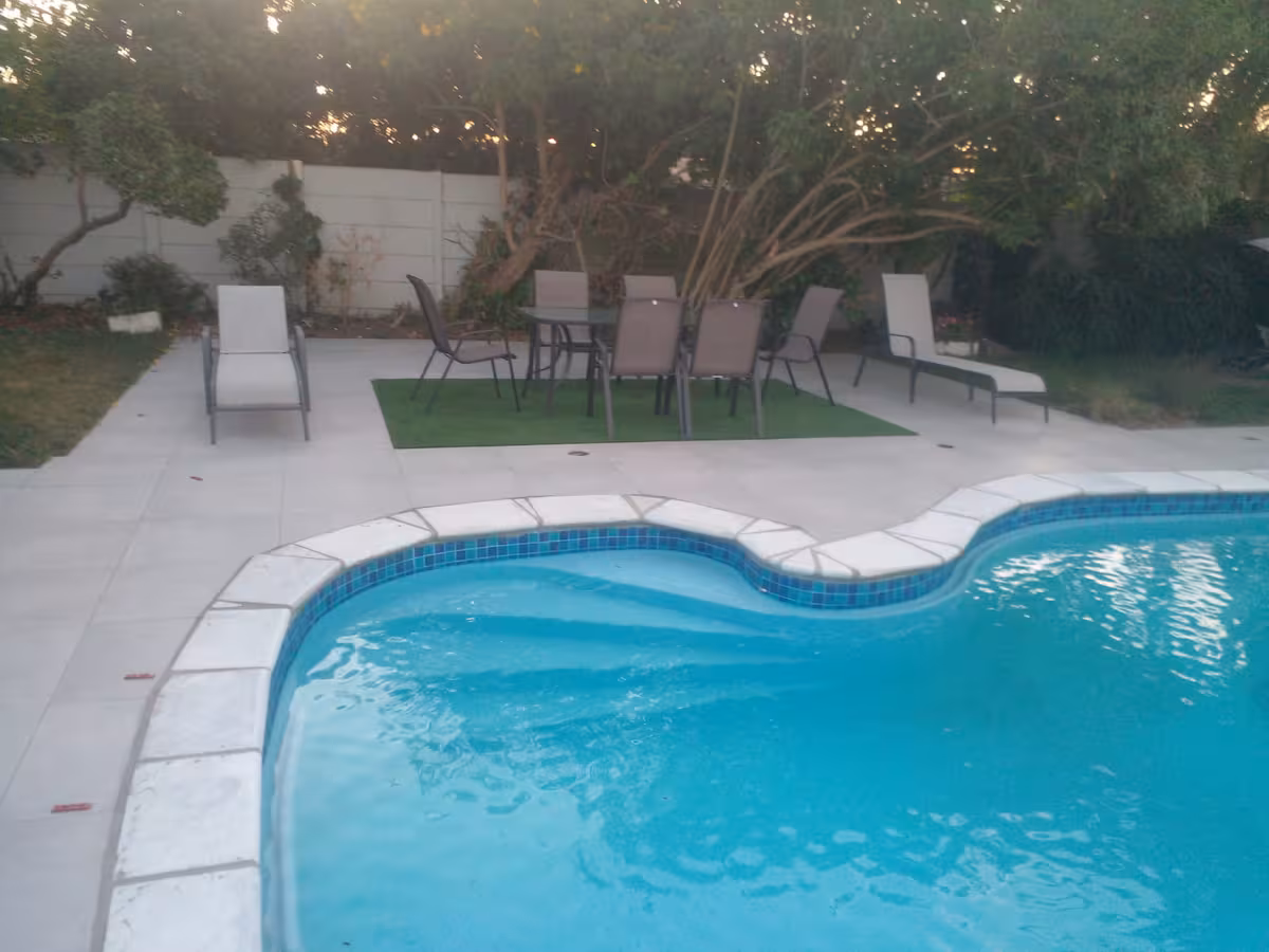Cape Town 2 pool at Adilo Villa